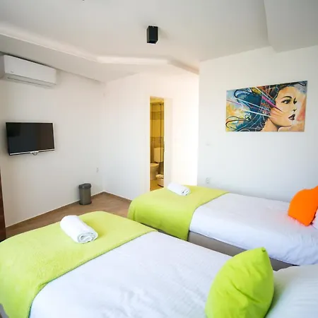 Apel Luxury Apartment Nis Exterior photo