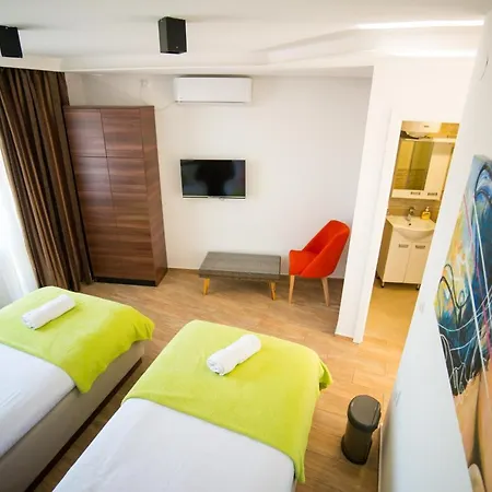 Apel Luxury Apartment Nis Exterior photo