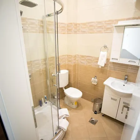 Apel Luxury Apartment Nis Exterior photo